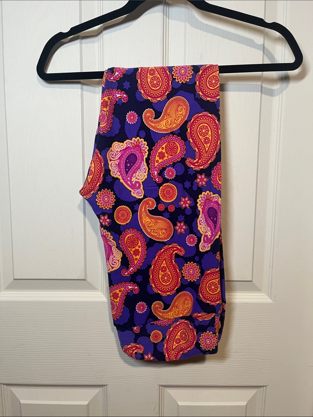 LuLaRoe Purple Paisley Leggings with Pink & Orange Accents